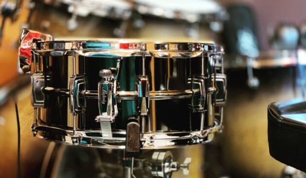 photo_5183874026051841195_y